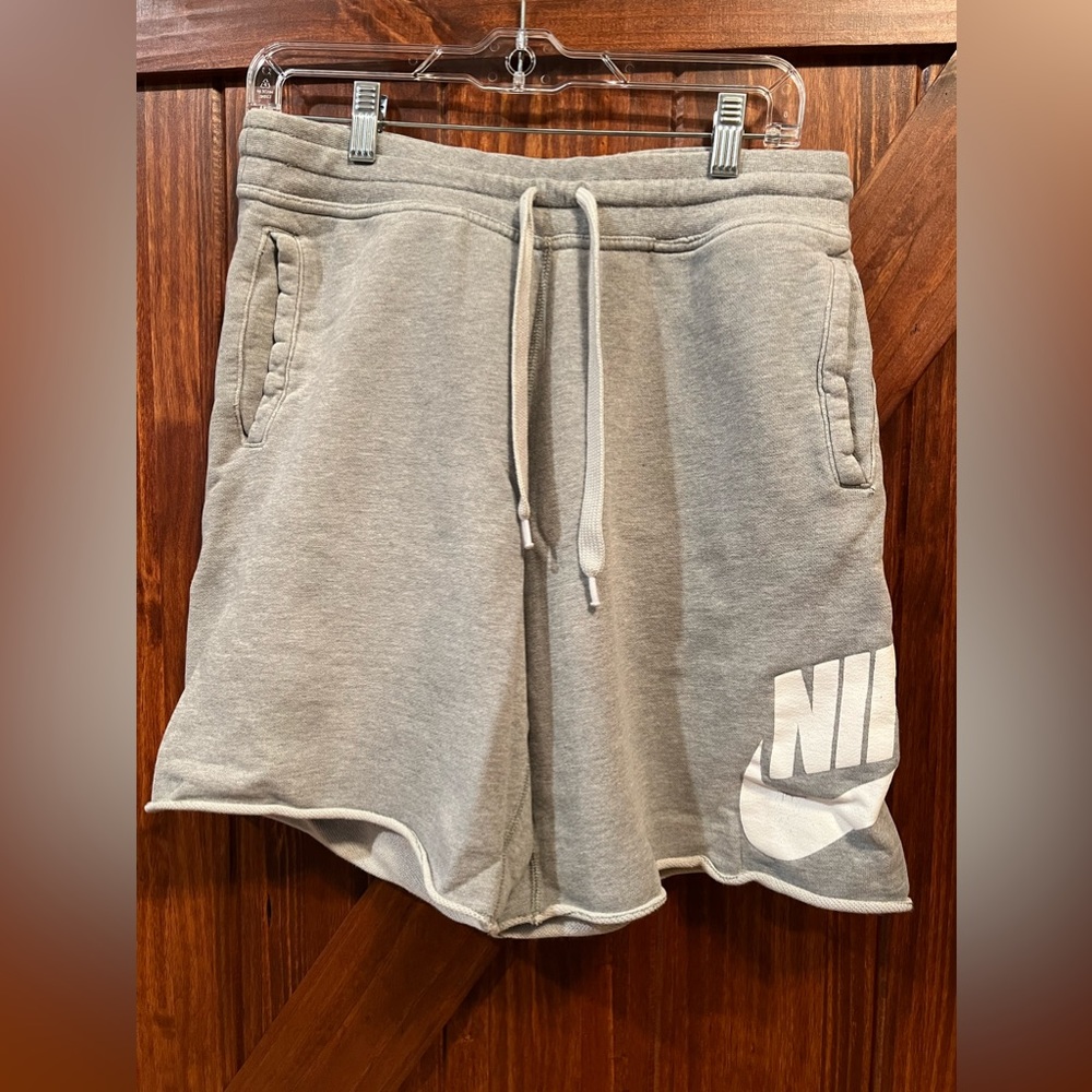 NIKE Logo Shorts